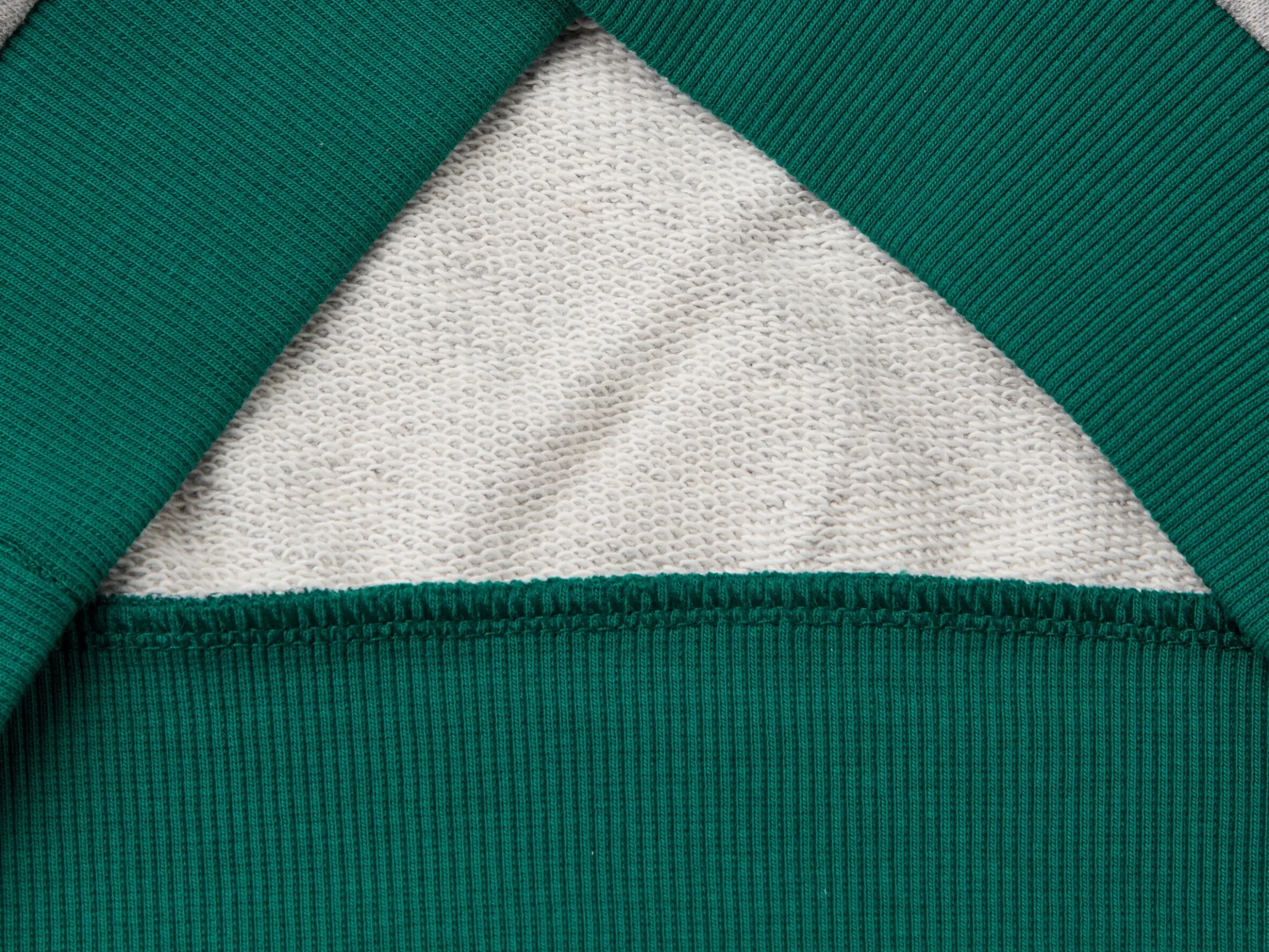 Color block ©Looney Tunes sweatshirt