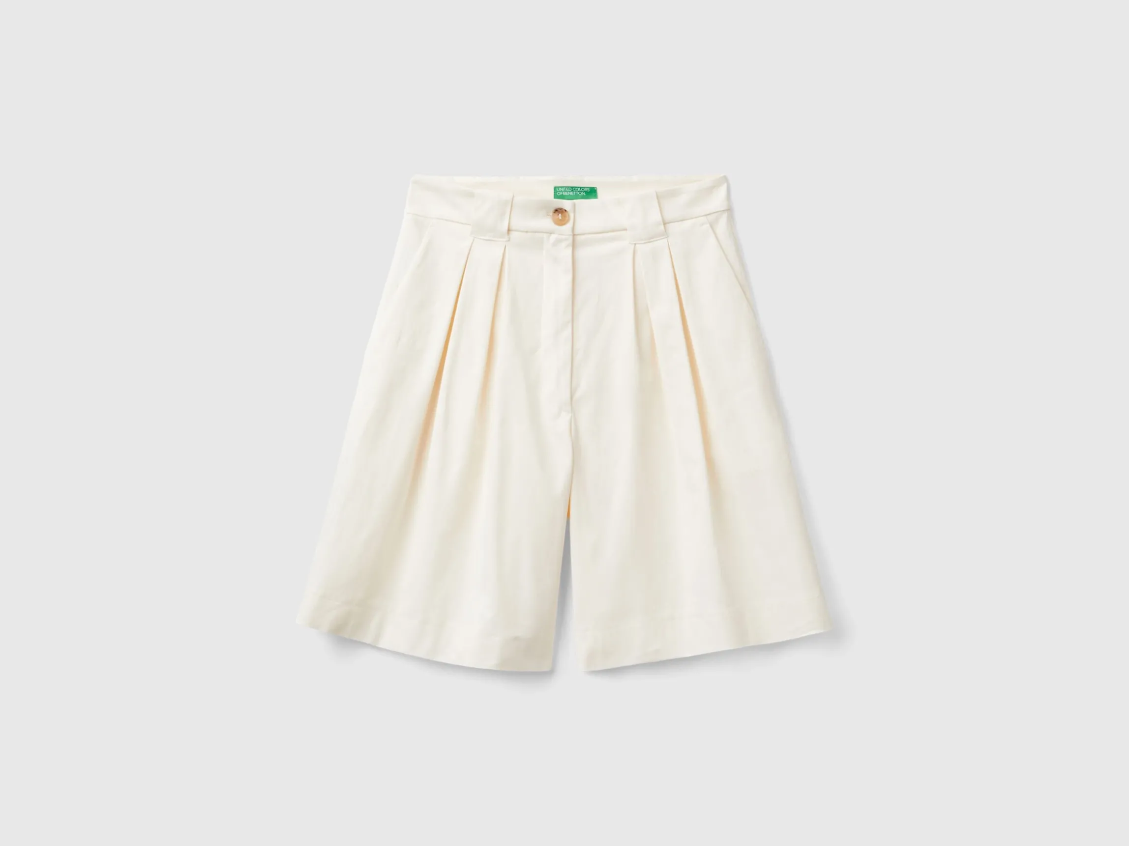 Comfort fit bermudas