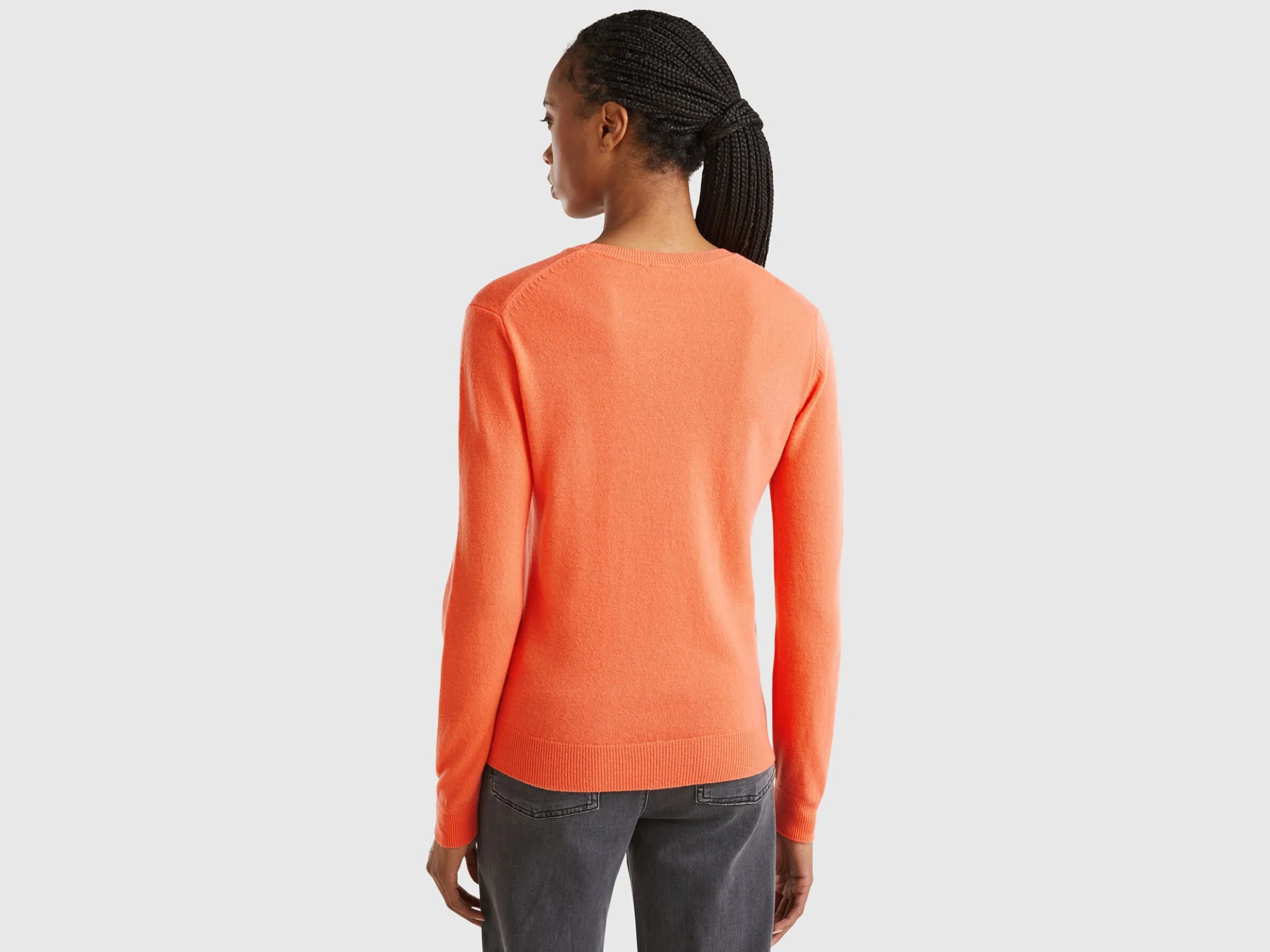 Coral red crew neck sweater in pure Merino wool
