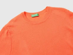 Coral red crew neck sweater in pure Merino wool