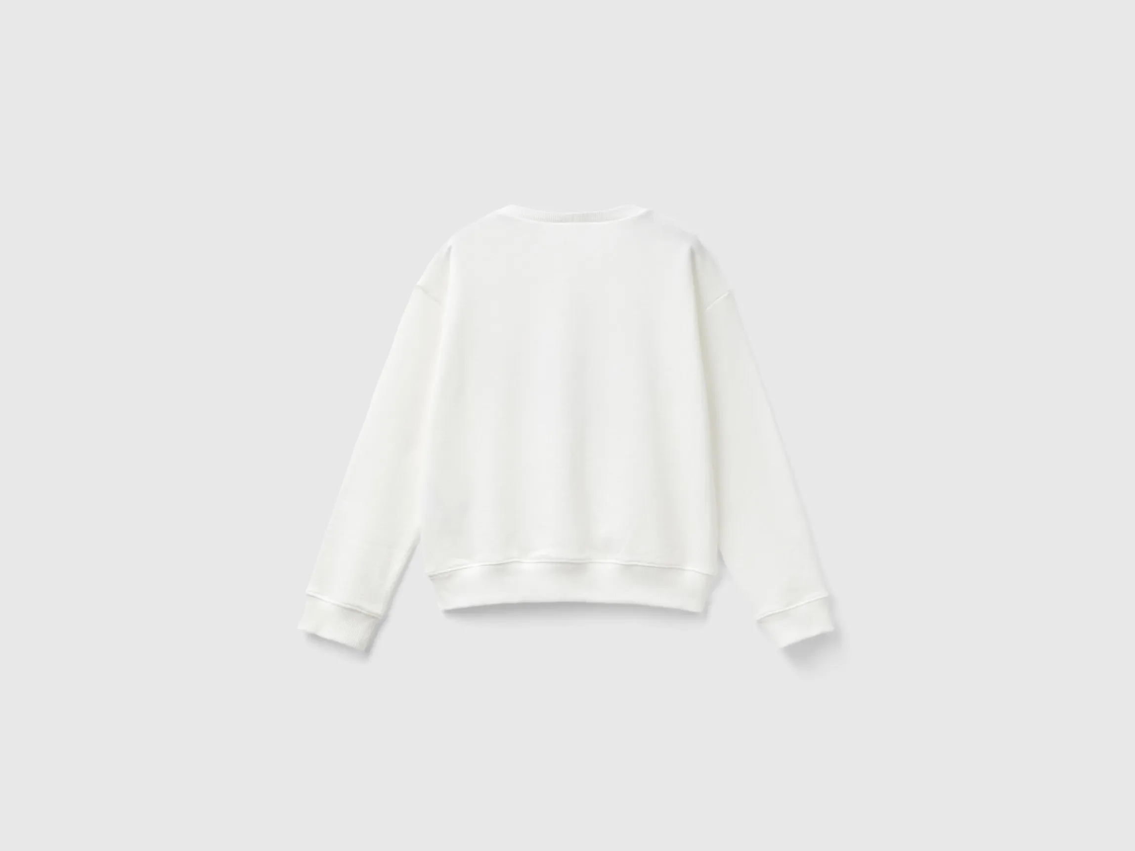 100% cotton sweatshirt with glittery logo