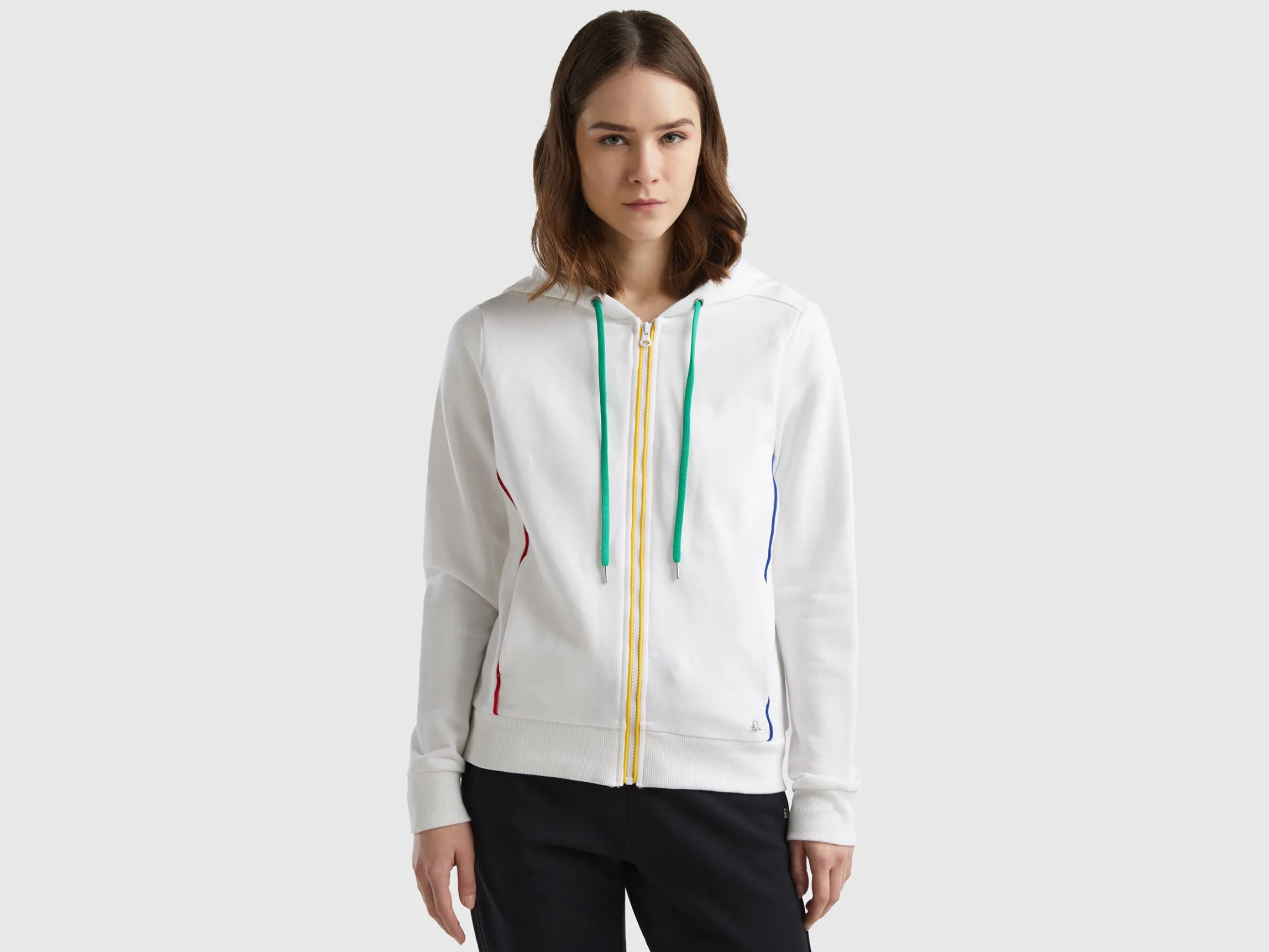 100% cotton sweatshirt with zip and hood