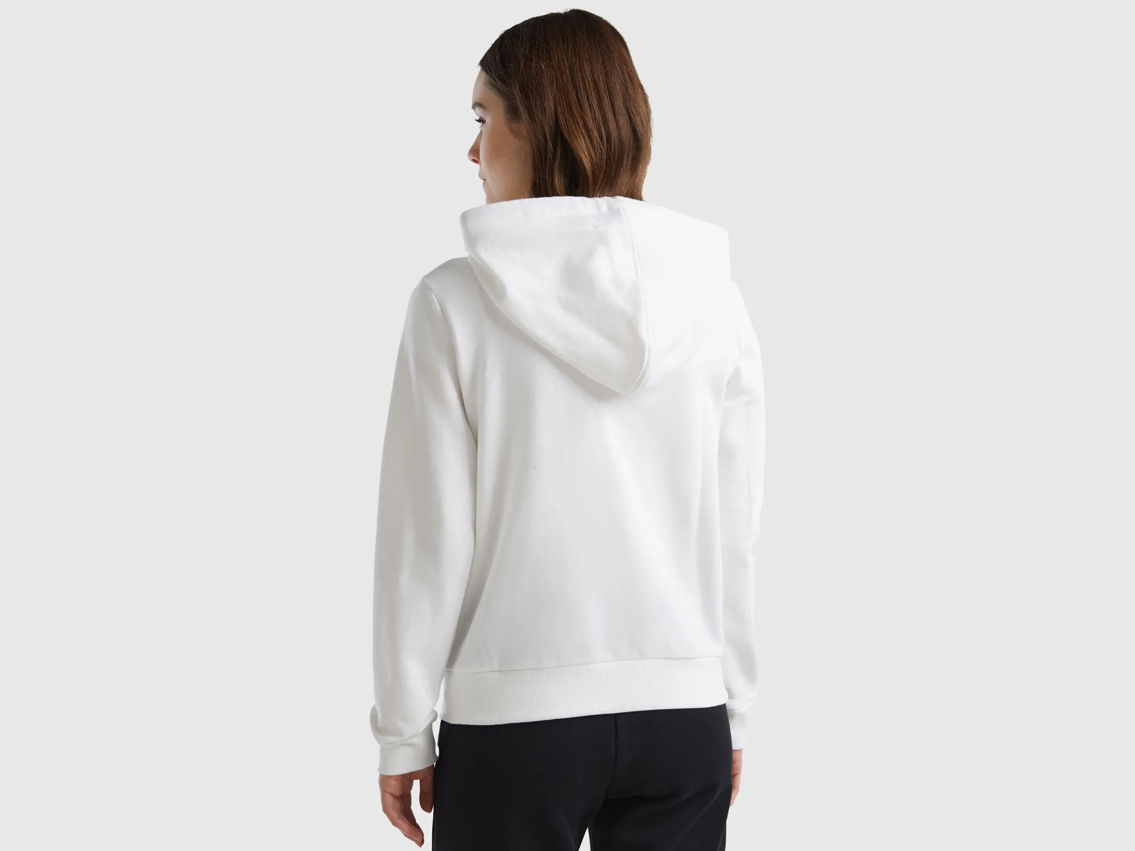 100% cotton sweatshirt with zip and hood