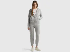 100% cotton sweatshirt with zip and hood