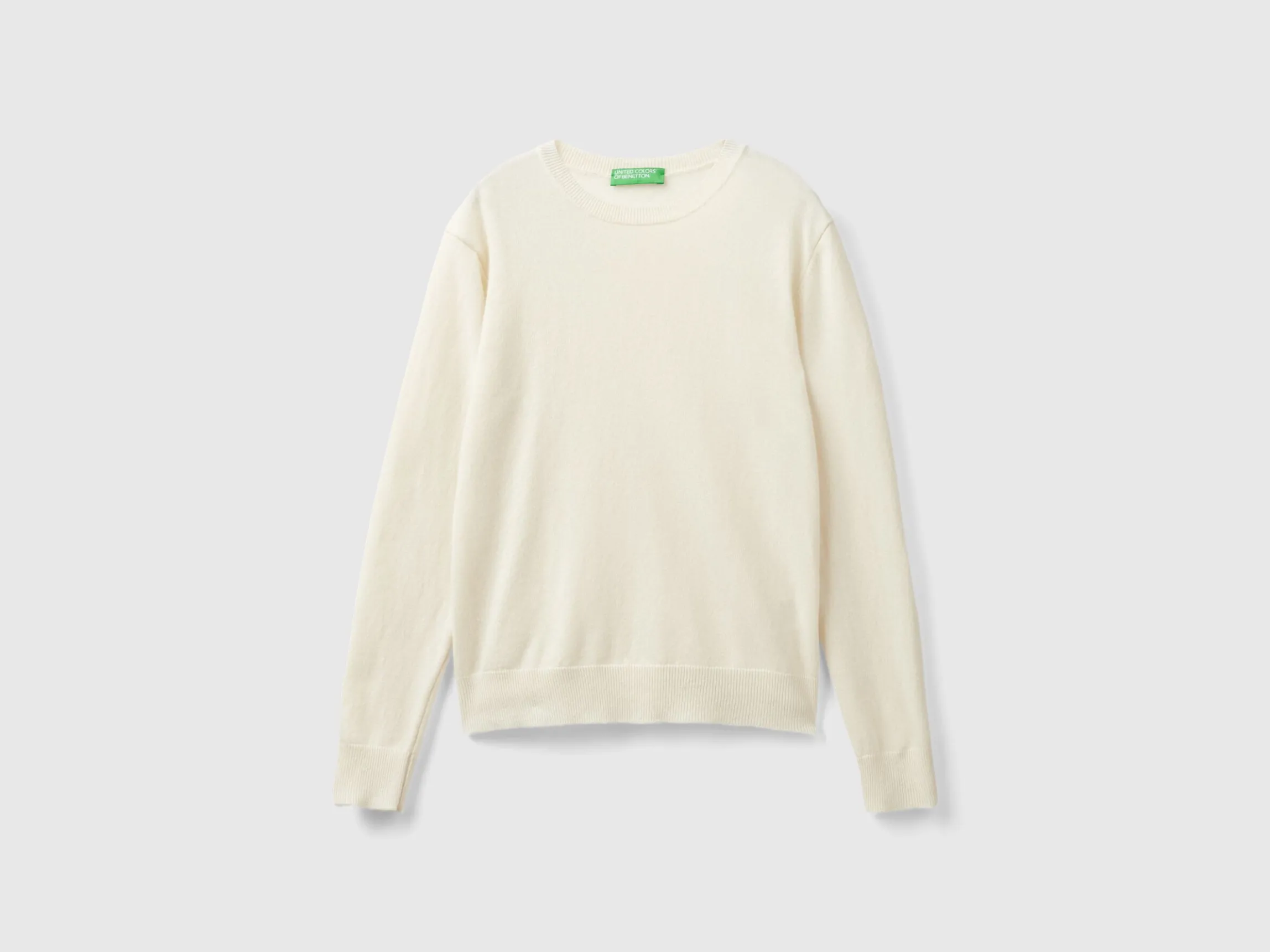 Cream crew neck sweater in Merino wool