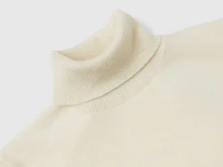 Cream turtleneck sweater in pure Merino wool