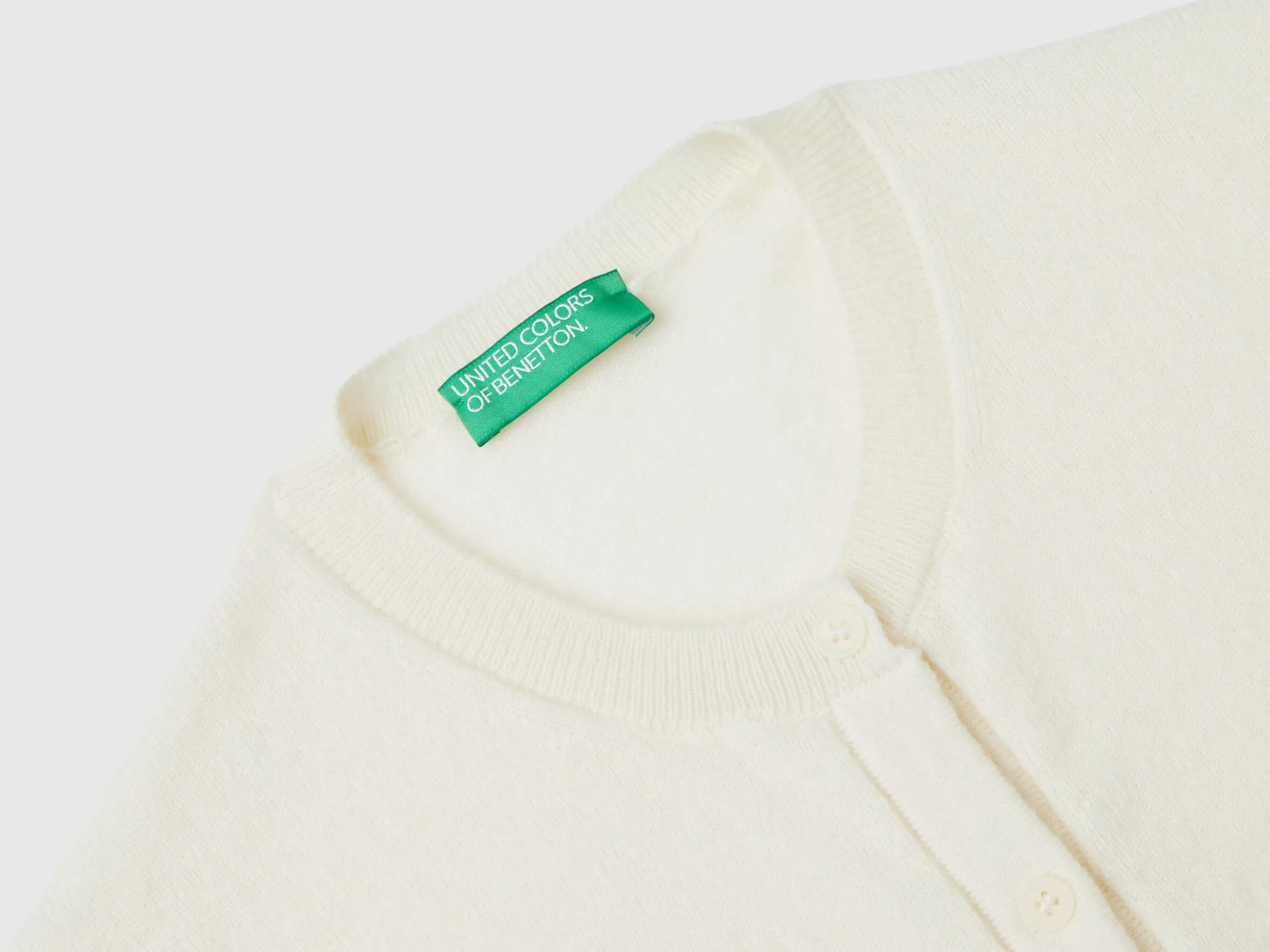 Cream white cardigan in pure cashmere