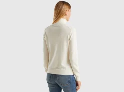 Cream white turtleneck in pure cashmere