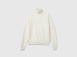 Cream white turtleneck in pure cashmere