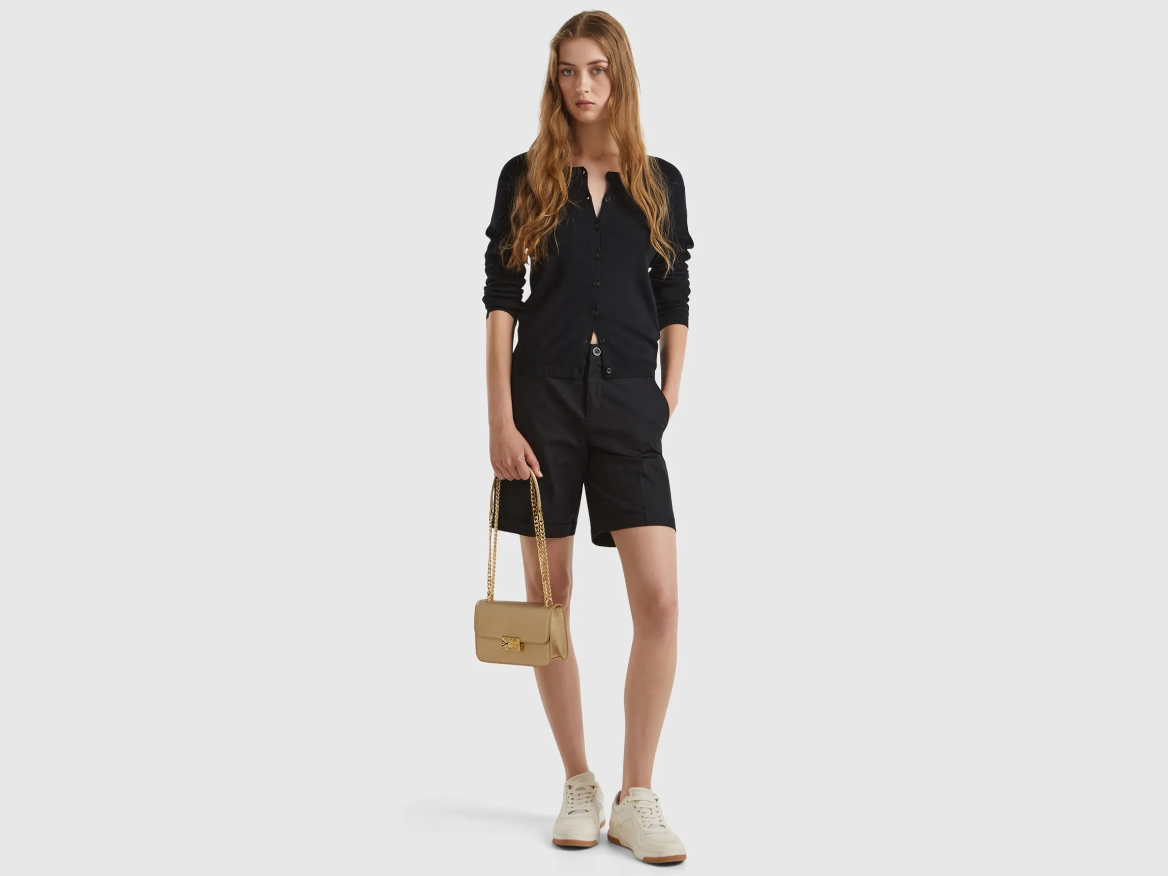 Crew neck cardigan in pure cotton