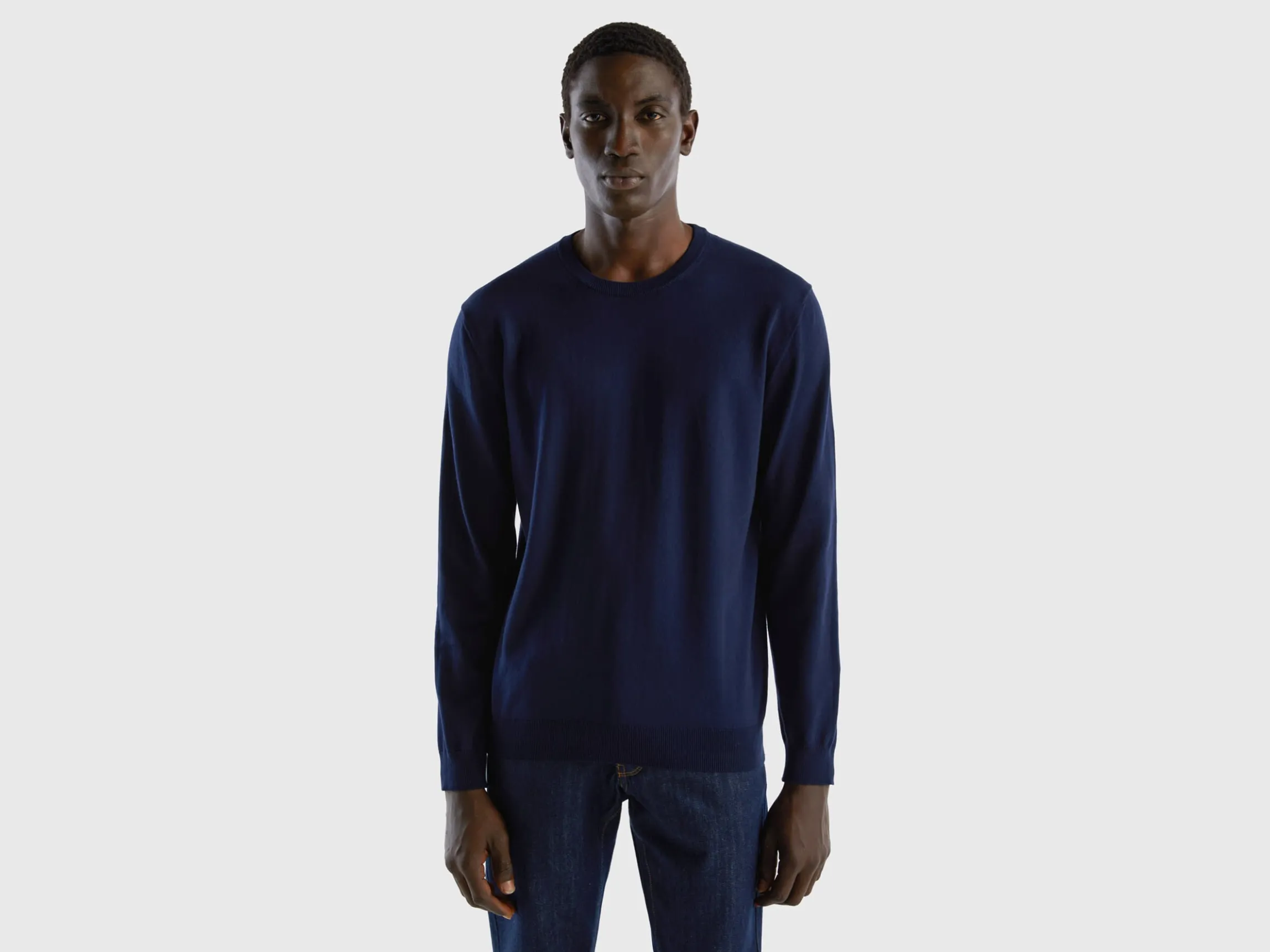 Crew neck sweater in 100% cotton