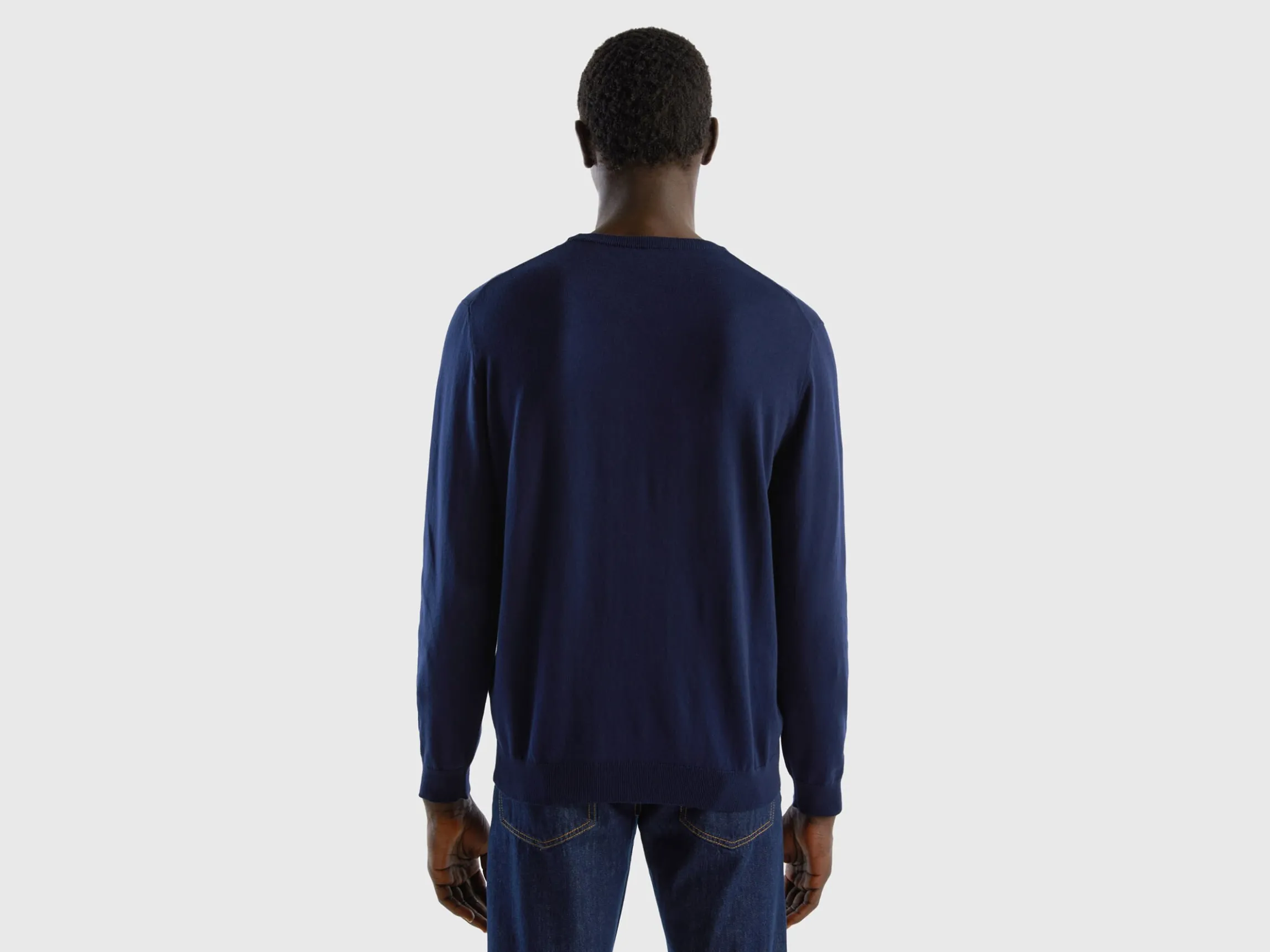 Crew neck sweater in 100% cotton