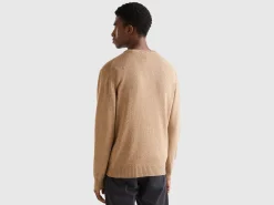 Crew neck sweater in cashmere and wool blend
