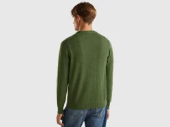 Crew neck sweater in cashmere and wool blend