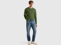 Crew neck sweater in cashmere and wool blend