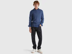 Crew neck sweater in cashmere and wool blend