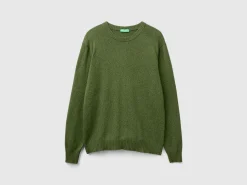 Crew neck sweater in cashmere and wool blend