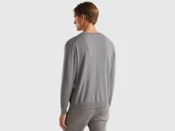 Crew neck sweater in lightweight cotton blend