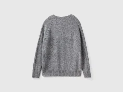 Crew neck sweater in wool blend