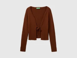Cropped cardigan with laces