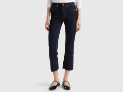 Cropped jeans in recycled cotton