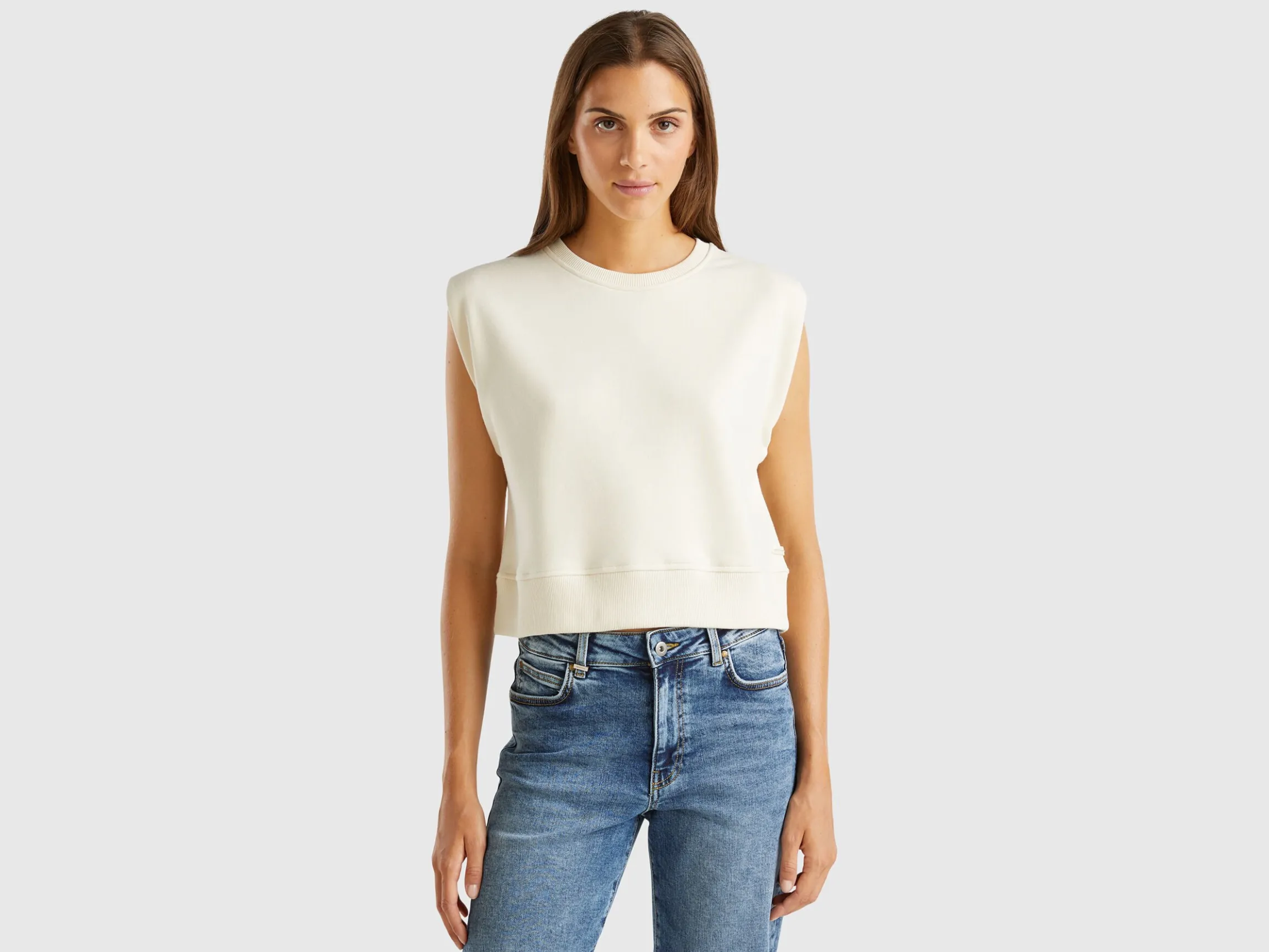 Cropped sweat fabric vest