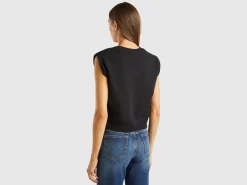 Cropped sweat fabric vest