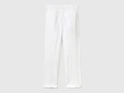 Cropped trousers in 100% linen