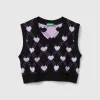 Cropped vest with heart motif