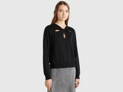 Cut out top with lurex