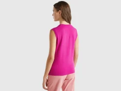 Cyclamen vest in pure Merino wool