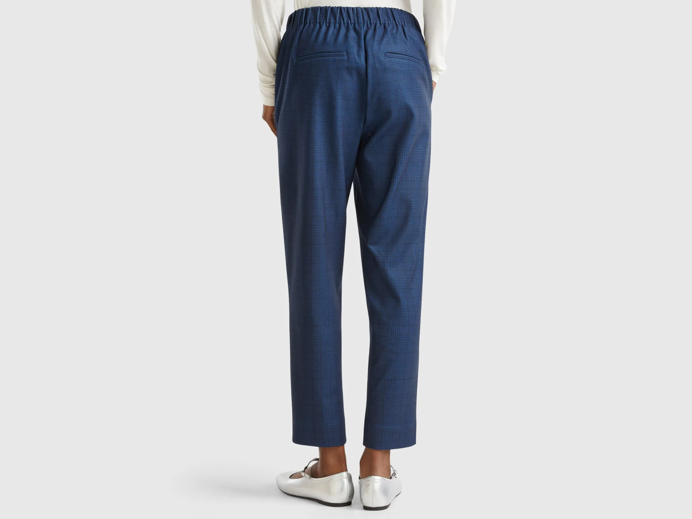 Dark blue Prince of Wales joggers
