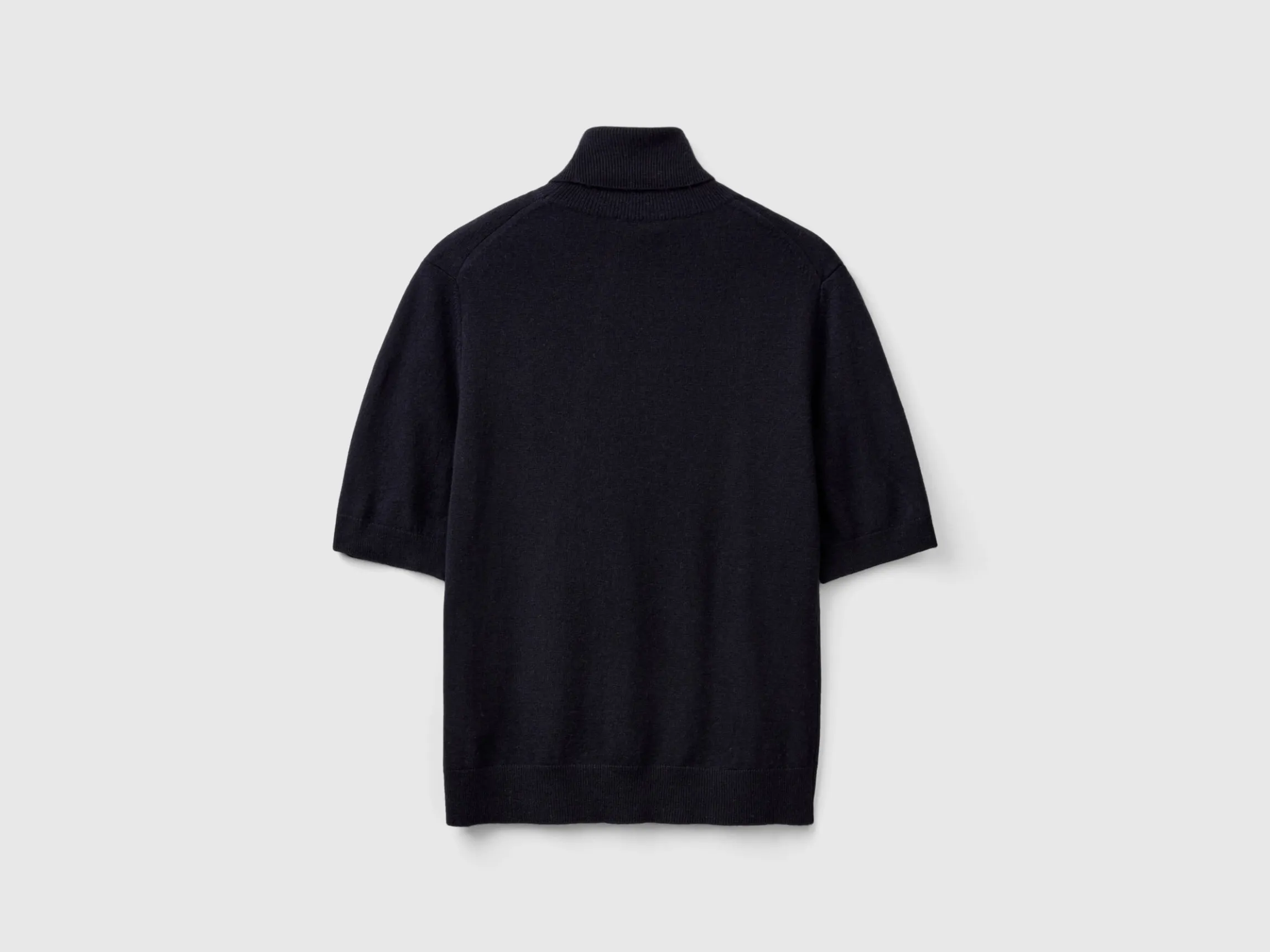 Dark blue short sleeve turtleneck in cashmere blend