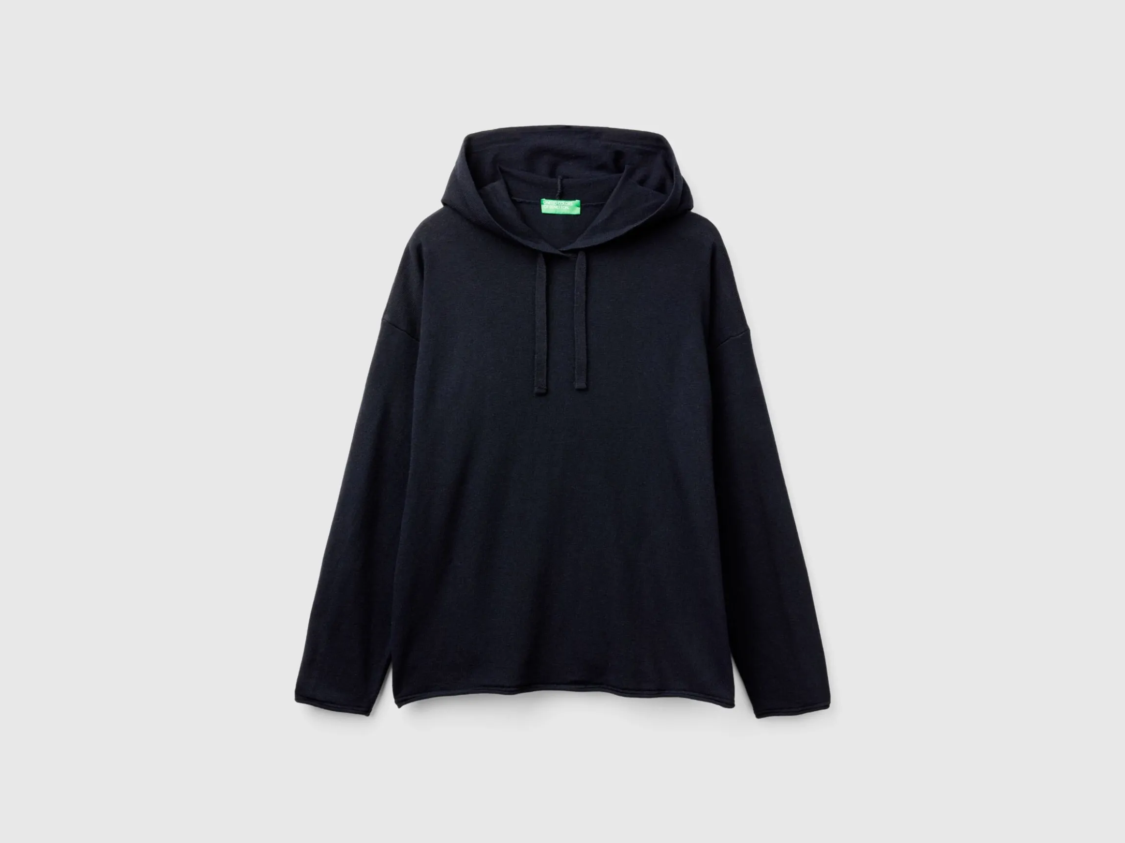 Dark blue sweater in cashmere blend with hood