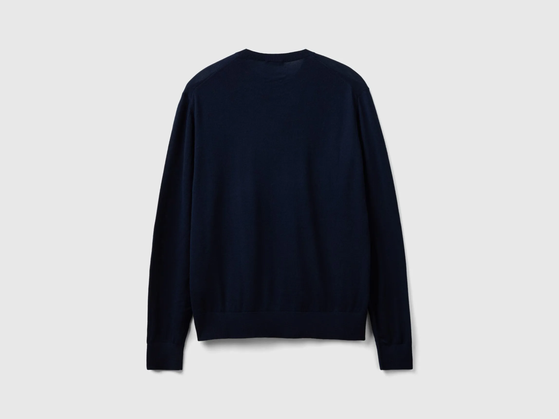 Dark blue sweater in pure Merino wool