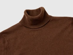Dark brown short sleeve turtleneck in cashmere blend