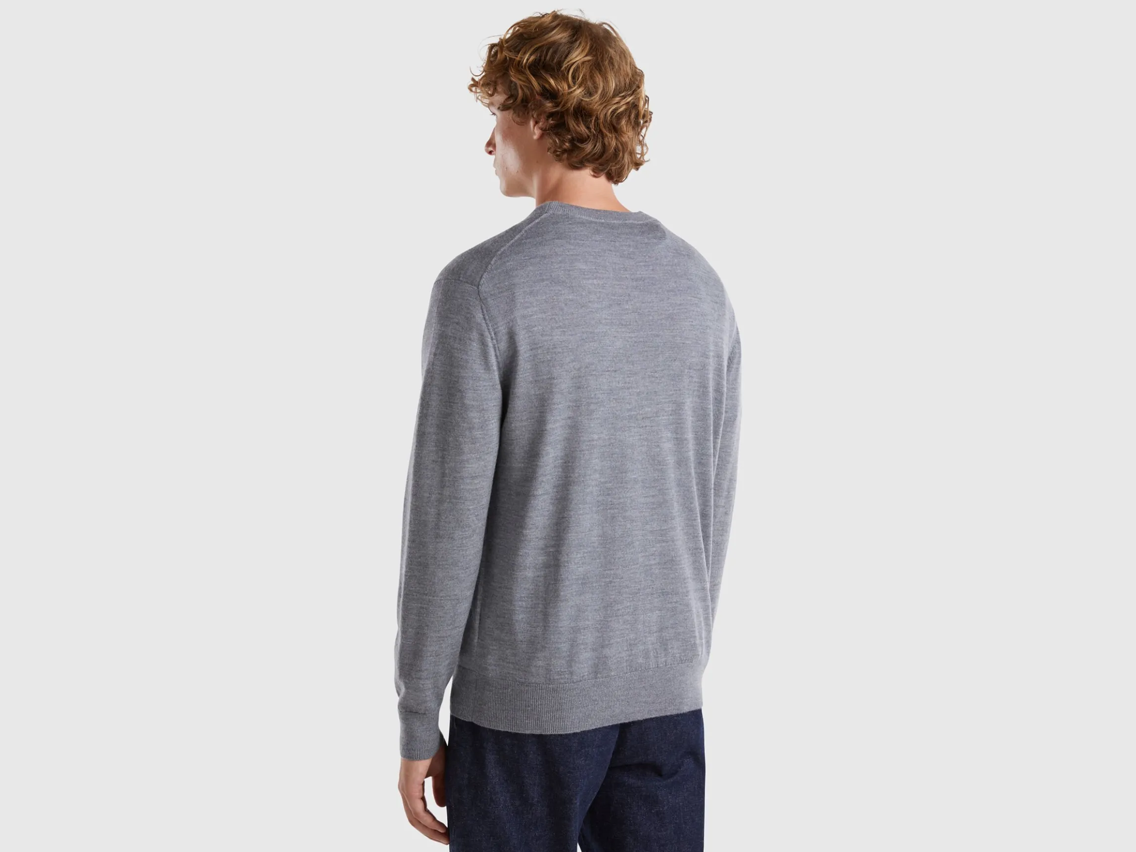 Dark gray sweater in pure Merino wool