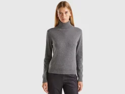 Dark gray turtleneck in pure cashmere