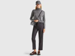 Dark gray turtleneck in pure cashmere