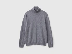 Dark gray turtleneck in pure Merino wool