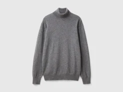Dark gray turtleneck in pure cashmere