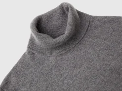 Dark gray turtleneck in pure cashmere