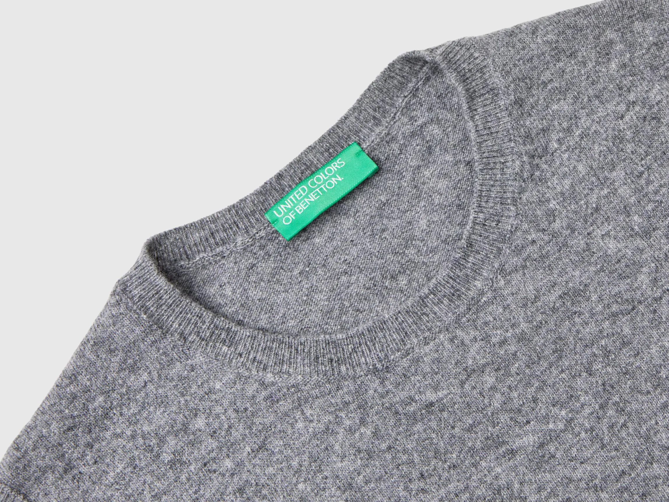 Dark gray vest in pure Merino wool