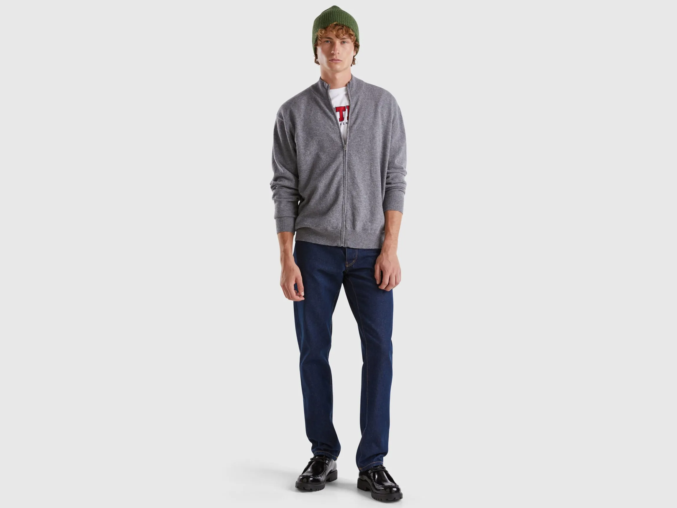 Dark gray zip-up cardigan in pure Merino wool
