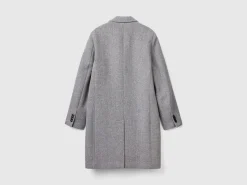 Double-breasted coat in wool blend