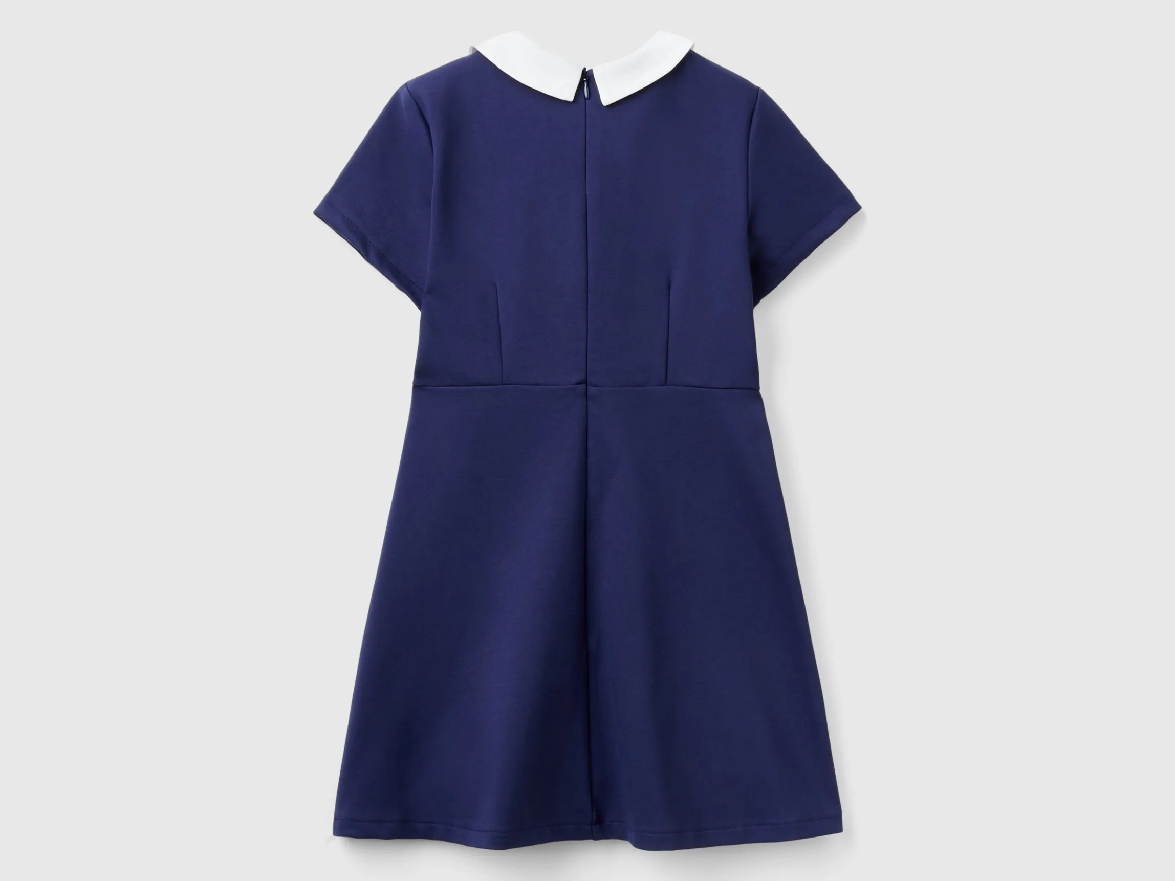 Dress with removable collar