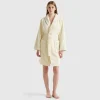 Dressing gown in faux fur