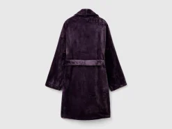 Dressing gown in faux fur