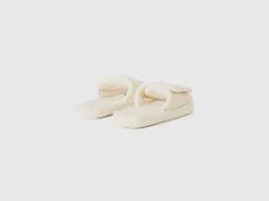 Faux fur slippers