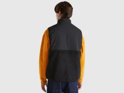 Faux fur vest in nylon